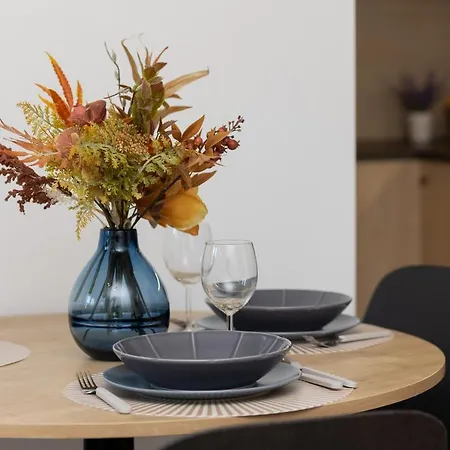 10 Min Walk From Palace Of Culture & Science By Renters * Warszawa