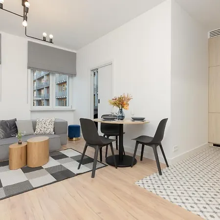 10 Min Walk From Palace Of Culture & Science By Renters Варшава